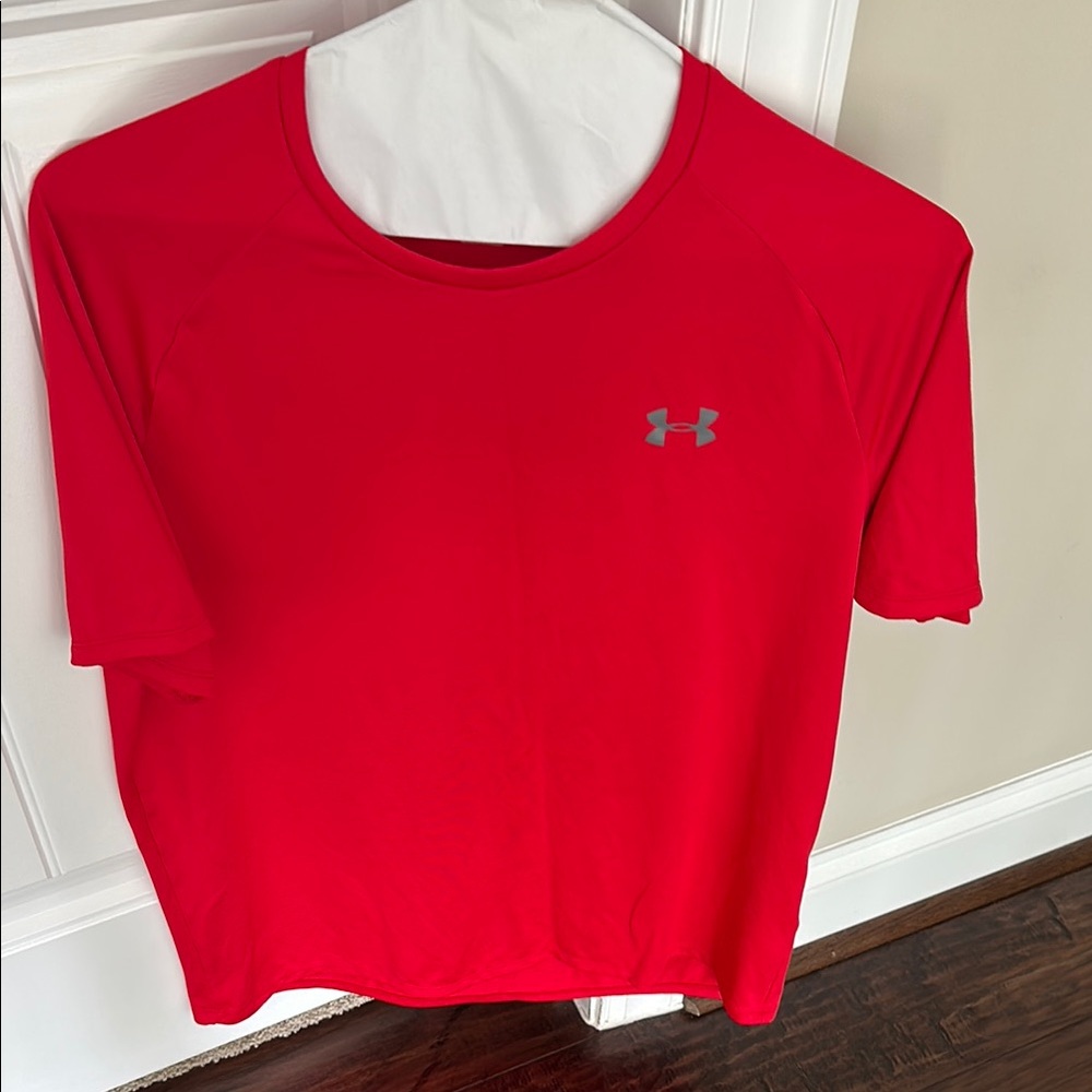 Under Armour Men's Red Short Sleeve Performance Tee